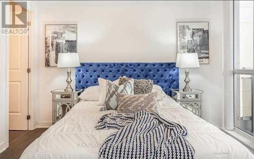 309Sw - 9191 Yonge Street, Richmond Hill, ON - Indoor Photo Showing Bedroom