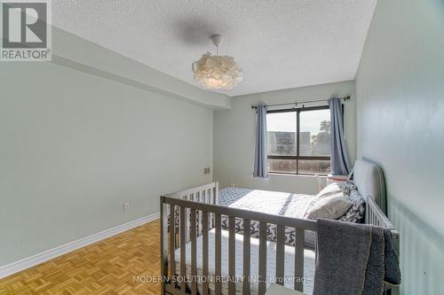 518 - 1000 Cedarglen Gate, Mississauga, ON - Indoor Photo Showing Bedroom