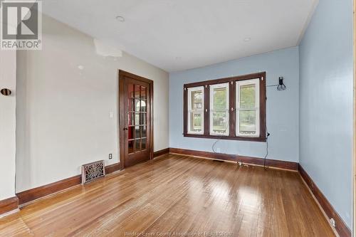 1360 Dougall Avenue, Windsor, ON - Indoor Photo Showing Other Room