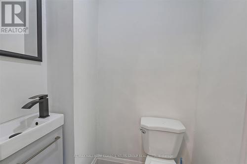 75 College Park Drive, Welland, ON - Indoor Photo Showing Bathroom