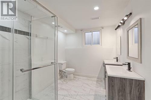 75 College Park Drive, Welland, ON - Indoor Photo Showing Bathroom