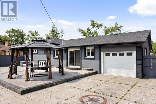 3660 Dougall Avenue, Windsor, ON - Outdoor