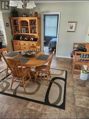 18 Jane Street, Chatham-Kent (Blenheim), ON - Indoor Photo Showing Dining Room