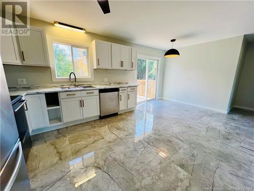 129 Notingham Avenue, Moncton, NB - Indoor Photo Showing Kitchen