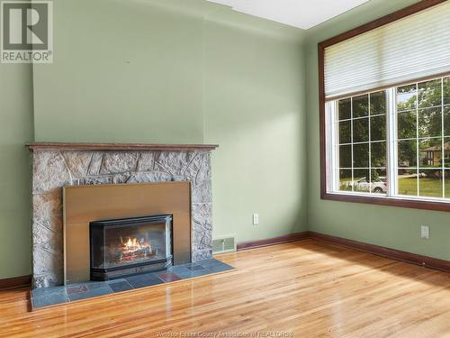 4078 Casgrain Drive, Windsor, ON - Indoor Photo Showing Living Room With Fireplace