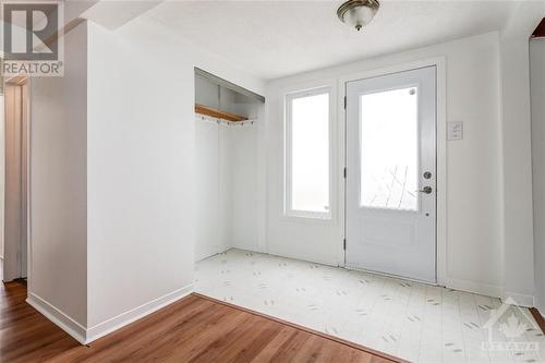 1241 Emperor Avenue, Ottawa, ON - Indoor Photo Showing Other Room