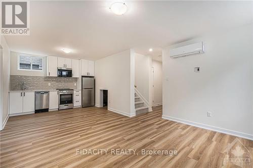 636 Hochelaga Street, Ottawa, ON - Indoor Photo Showing Kitchen