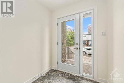 634 Hochelaga Street, Ottawa, ON - Indoor Photo Showing Other Room