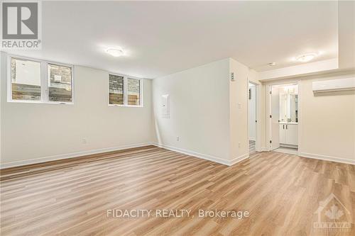 634 Hochelaga Street, Ottawa, ON - Indoor Photo Showing Other Room