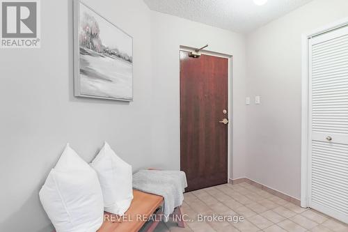 308 - 4 Heritage Way, Kawartha Lakes (Lindsay), ON - Indoor Photo Showing Other Room