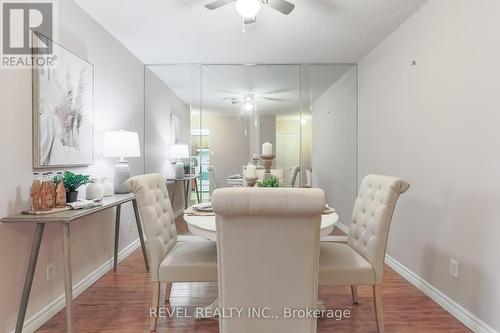 308 - 4 Heritage Way, Kawartha Lakes (Lindsay), ON - Indoor Photo Showing Dining Room