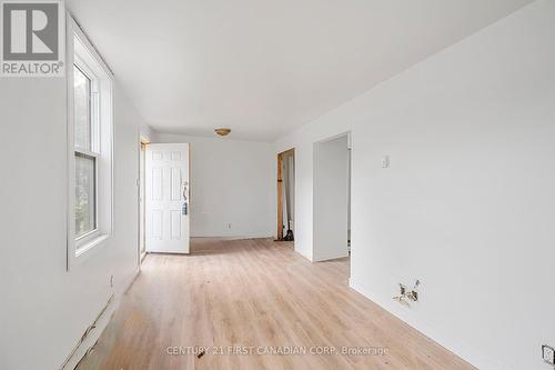 435 Charlotte Street, London, ON - Indoor Photo Showing Other Room