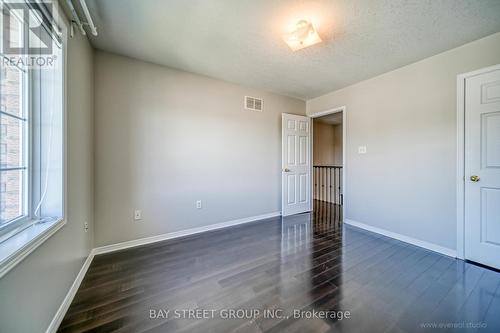 2037 Redstone Crescent, Oakville, ON - Indoor Photo Showing Other Room