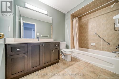 2037 Redstone Crescent, Oakville, ON - Indoor Photo Showing Bathroom