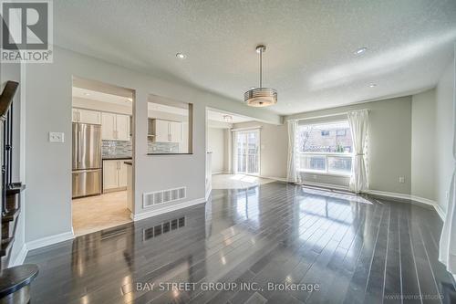 2037 Redstone Crescent, Oakville, ON - Indoor Photo Showing Other Room