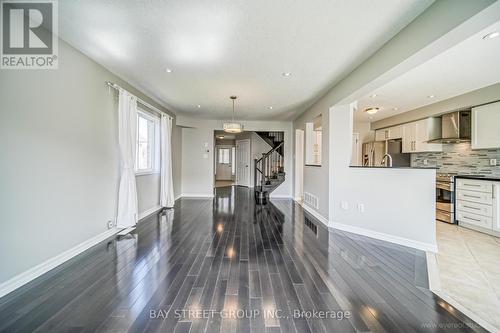 2037 Redstone Crescent, Oakville, ON - Indoor Photo Showing Other Room