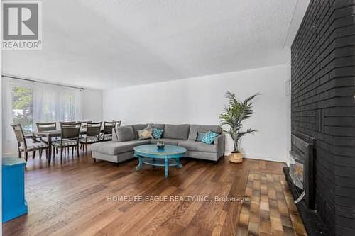 482 Grandview Drive, Meaford, ON - Indoor Photo Showing Living Room With Fireplace