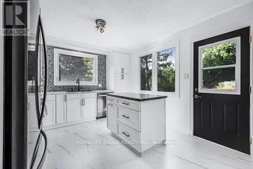 482 Grandview Drive, Meaford, ON - Indoor Photo Showing Kitchen