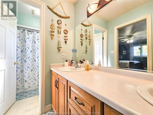 3 Frances Avenue, Chatham, ON - Indoor Photo Showing Bathroom