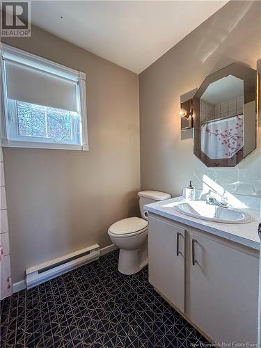 880 Rue Principale, Eel River Crossing, NB - Indoor Photo Showing Bathroom