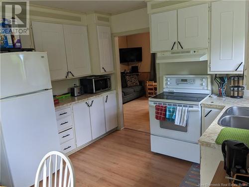 461 Mowatt Drive, Saint Andrews, NB - Indoor Photo Showing Kitchen With Double Sink