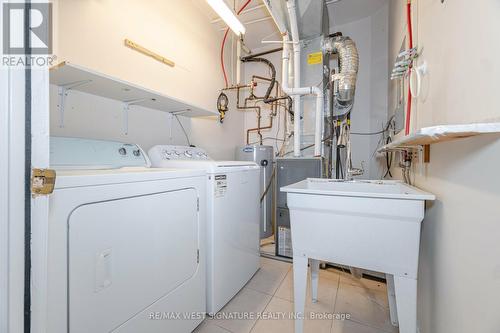 106 - 75 Treelawn Boulevard, Vaughan, ON - Indoor Photo Showing Laundry Room