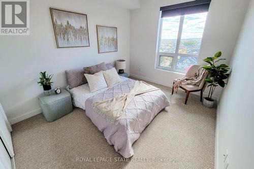 714 - 2490 Old Bronte Road, Oakville, ON - Indoor Photo Showing Bedroom