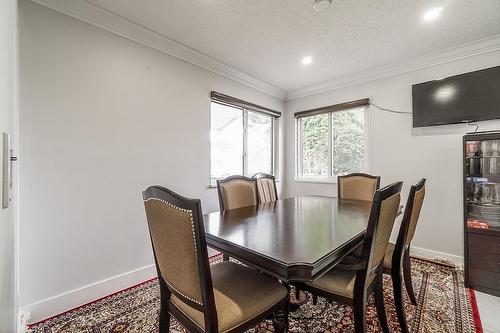 12993 73B Avenue, Surrey, BC - Indoor Photo Showing Dining Room