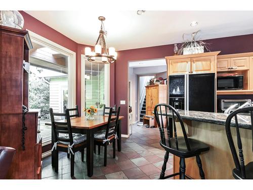 16118 40 Avenue, Surrey, BC - Indoor Photo Showing Dining Room