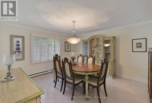 175 Bathgate Drive, Toronto, ON - Indoor Photo Showing Dining Room