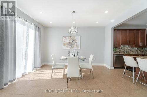 974 Seivert Place, Milton, ON - Indoor Photo Showing Dining Room