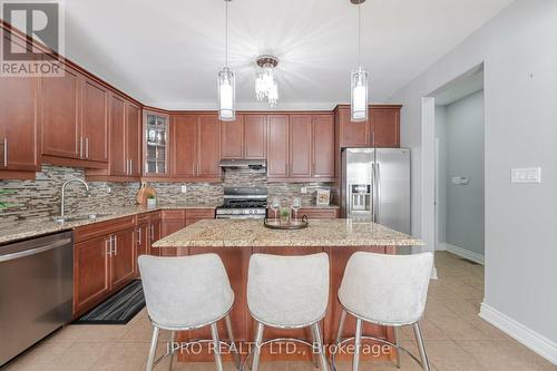 974 Seivert Place, Milton, ON - Indoor Photo Showing Kitchen With Double Sink With Upgraded Kitchen