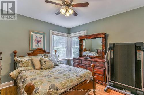 97 Huron Street, London, ON - Indoor Photo Showing Bedroom