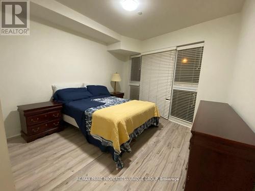 202 - 21 Carlton Street, Toronto, ON - Indoor Photo Showing Bedroom