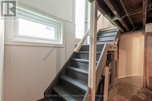 85 Elmwood Avenue E, London, ON - Indoor Photo Showing Other Room