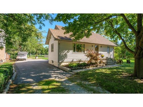 4054 Roseland Drive West, Windsor, ON 