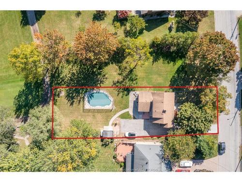 4054 Roseland Drive West, Windsor, ON 