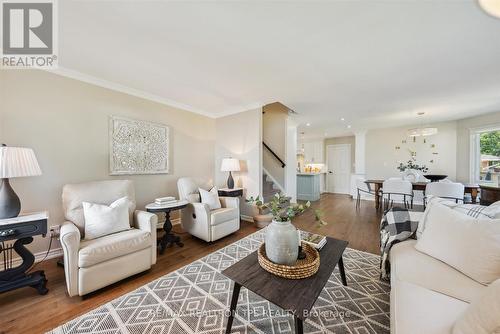 16 Duke Street, Whitby, ON - Indoor Photo Showing Living Room