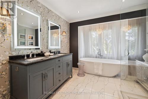 16 Duke Street, Whitby, ON - Indoor Photo Showing Bathroom