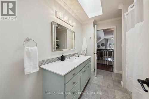 16 Duke Street, Whitby, ON - Indoor Photo Showing Bathroom