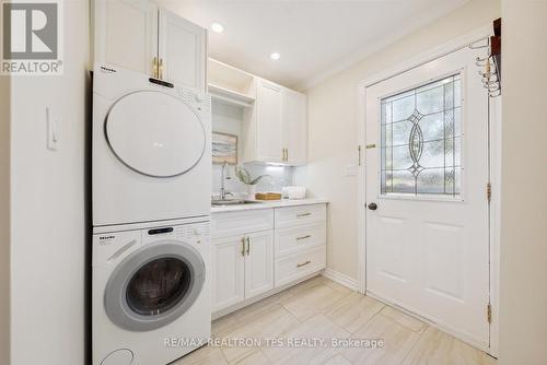 16 Duke Street, Whitby, ON - Indoor Photo Showing Laundry Room