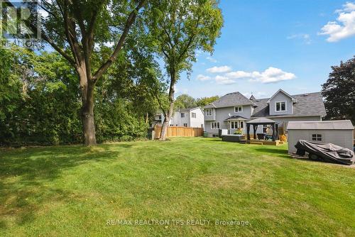 16 Duke Street, Whitby, ON - Outdoor