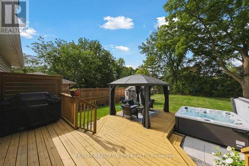 16 Duke Street, Whitby, ON - Outdoor With Deck Patio Veranda With Backyard