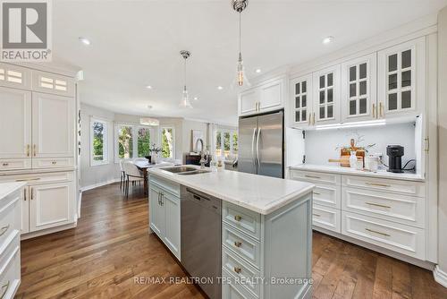 16 Duke Street, Whitby, ON - Indoor Photo Showing Kitchen With Double Sink With Upgraded Kitchen