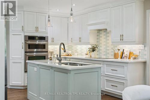 16 Duke Street, Whitby, ON - Indoor Photo Showing Kitchen With Double Sink With Upgraded Kitchen