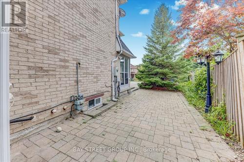 21 Debonair Drive, Richmond Hill, ON - Outdoor With Exterior