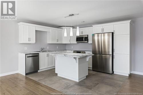 48 Rochefort, Dieppe, NB - Indoor Photo Showing Kitchen