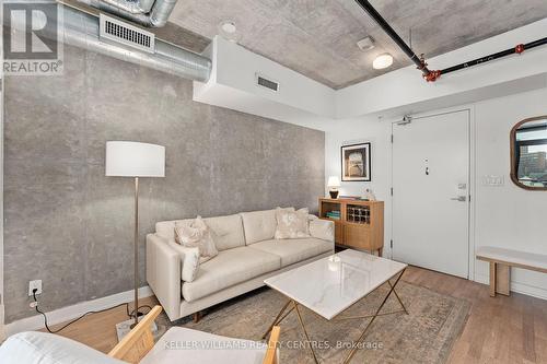 502 - 109 Wolseley Street, Toronto, ON - Indoor Photo Showing Other Room