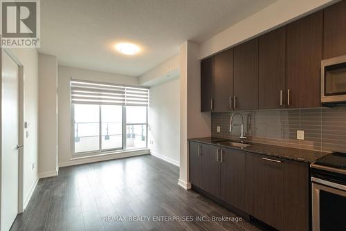 2919 - 4055 Parkside Village Drive, Mississauga, ON - Indoor Photo Showing Kitchen