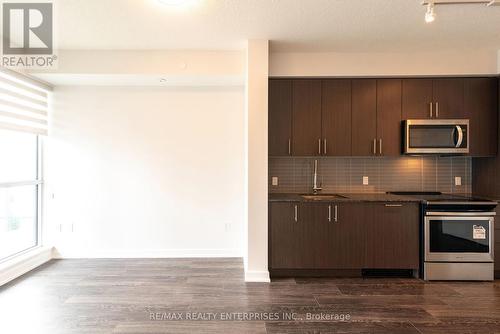 2919 - 4055 Parkside Village Drive, Mississauga, ON - Indoor Photo Showing Kitchen